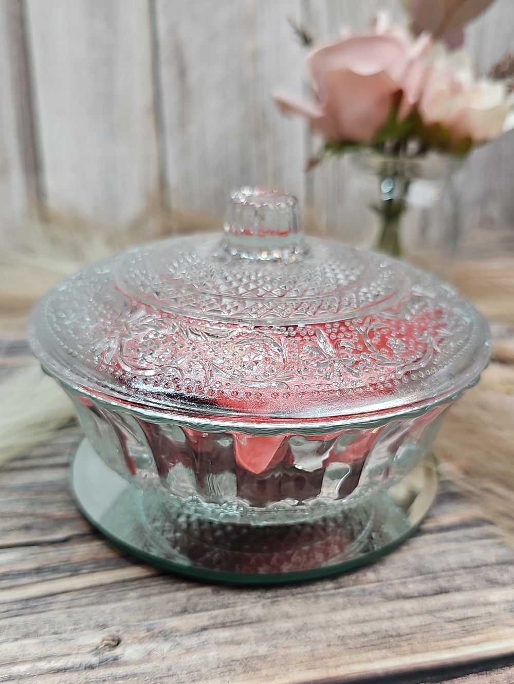 VINTAGE KIG MALAYSIA PRESSED SANDWICH GLASS COVERED CANDY DISH